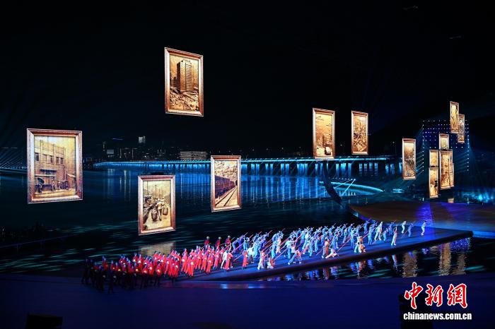 于海天一色间绘就星辰大海：粤港澳全运会闭幕